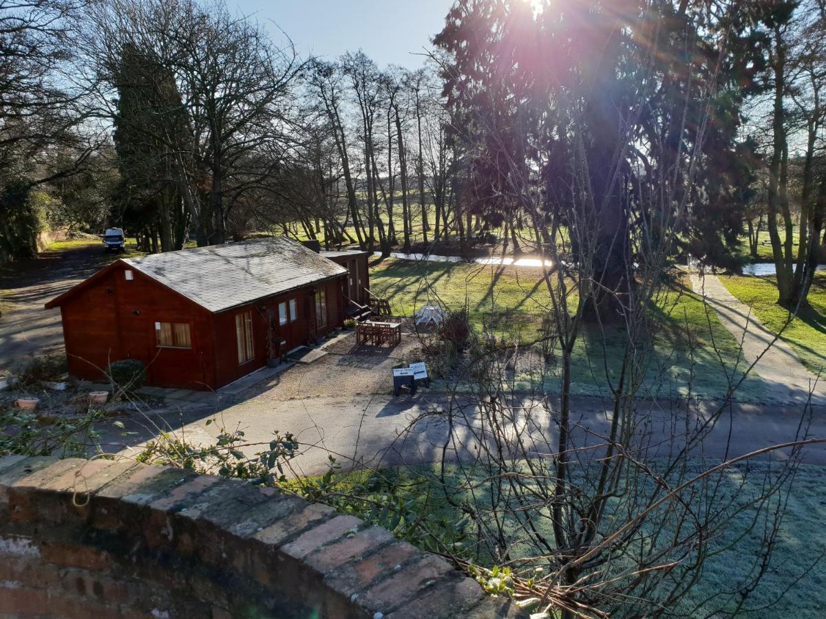 17Th-Century One Bed Studio With Parking & Garden! Elkesley 外观 照片