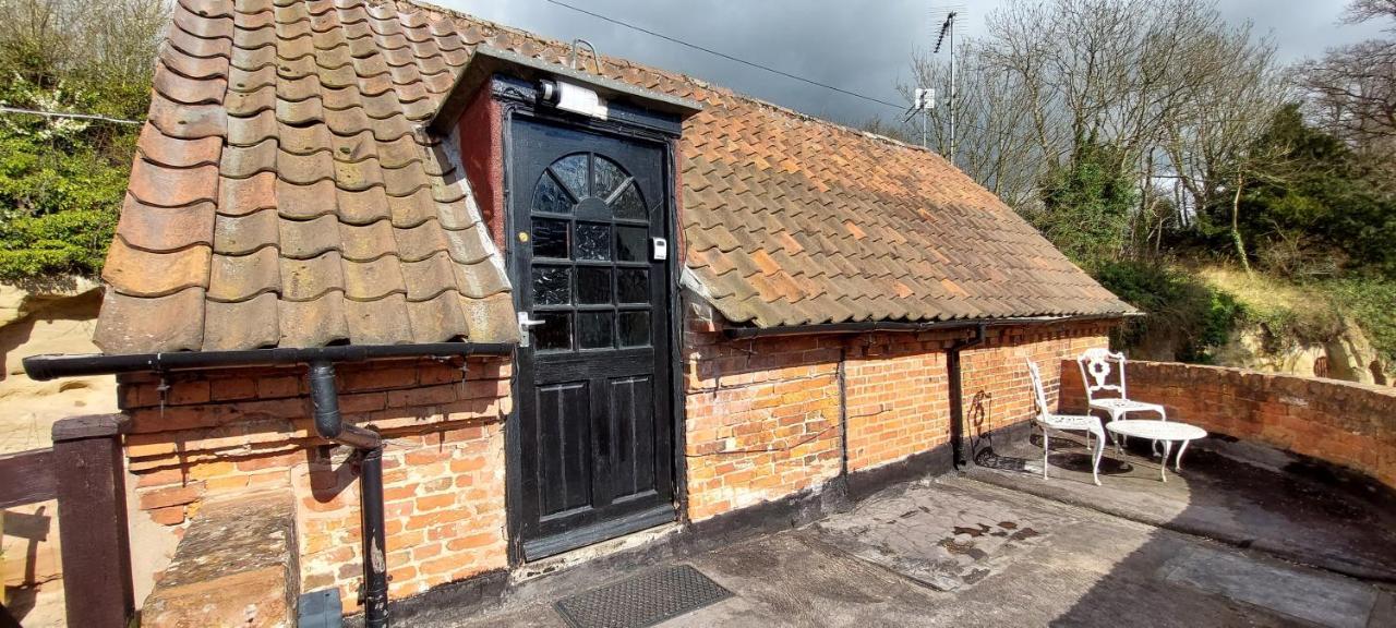17Th-Century One Bed Studio With Parking & Garden! Elkesley 外观 照片